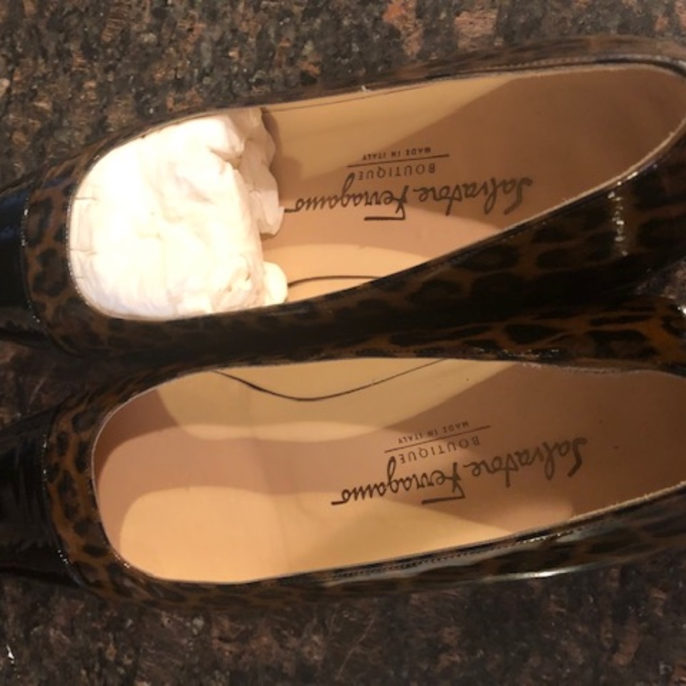 Salvatore Ferragamo Womens Pumps 9,5